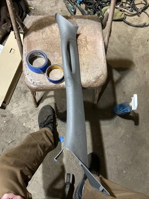 Ford F150 2004-2008 A pilar moldura manija lado del conductor lado izquierdo color gris OEM  Foto 1 de 4