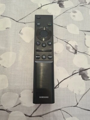 Genuine Samsung BN59-01358B Remote Control for Samsung Smart QLED LED TVs - Image 1 of 2