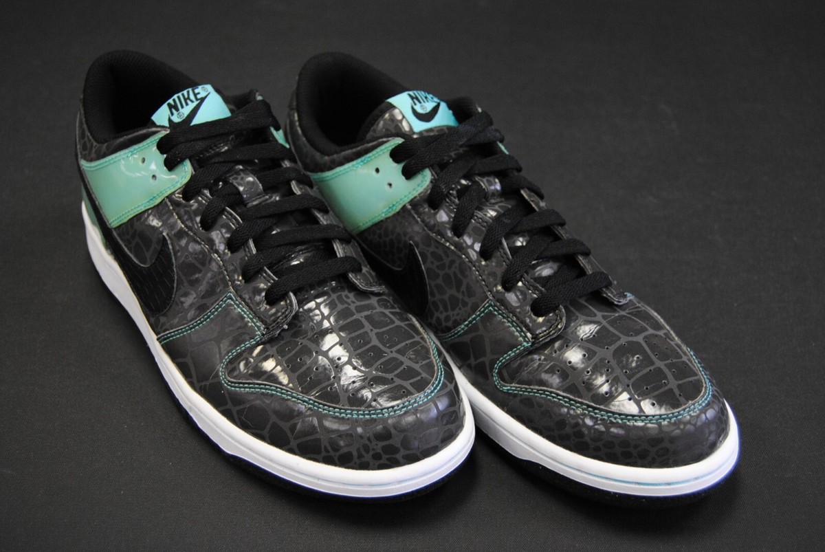 Nike Dunk Low Un-Tiffany for Sale | Authenticity Guaranteed Nike Dunk Low Un-Tiffany for Sale | Authenticity Guaranteed