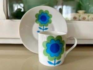 Demitasse Tasse Untertasse 60er Jahre Mod Flower Power Porzellan Vintage - Bild 1 von 3