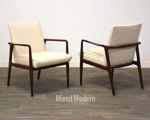 Stow Davis Walnut Mid Century Modern Lounge Chairs- a Pair Cover