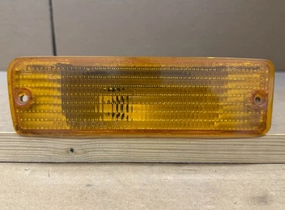 Conjunto de luz de señal de giro derecha Chrysler Lebaron 1986-1988 Foto 1 de 4