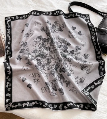 Pañuelo con estampado de flores 70 % cachemir 30 % seda pañuelo envolvente de 26""  Foto 1 de 4