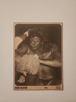 Tarjeta coleccionable 1981 revista WRESTLING SUPERSTARS DICK SLATER NWA  Foto 1 de 2
