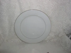 Sakura Classic Gold Dinner Plate Plates 10-3/8" Excellent Condition - Picture 1 of 3