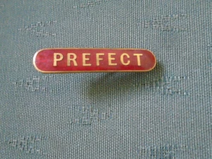 VINTAGE SCHOOL UNIFORM PREFECT - RED ENAMEL BAR TYPE PIN BADGE - Picture 1 of 2
