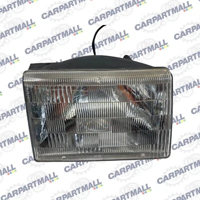 96-98 Jeep Grand Cherokee Front Right Headlight Head Light Lamp CS024-B001R OEM - Image 1 of 4