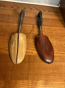 "Travel Tree" Wood Shoe Trees, Size 5, Rochester Shoe Keepers, Mismatched Set - Picture 1 of 11