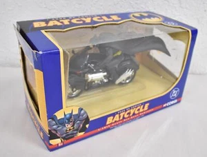 2005 Corgi Classics Batman 2000 Batcycle 1:16 Scale BLACK - Picture 1 of 4