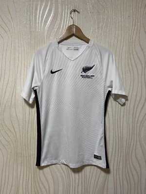 NEW ZEALAND 2016 2017 HOME FOOTBALL SHIRT SOCCER JERSEY NIKE 724634-100 sz S MEN - Image 1 of 4