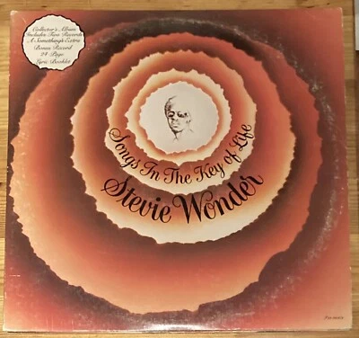 Songs in the Key of Life Stevie Wonder Vinyl Records COMPLETE Booklet 2 LPs + EP - Image 1 of 4