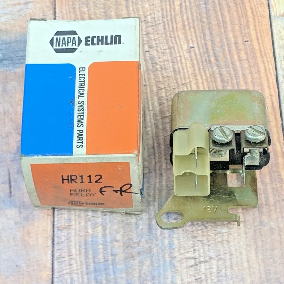 Relé de buzina Napa Echlin HR112 para AMC Rebel Marlin Dodge Polara D100 S500 12V novo na caixa - Imagem 1 de 4