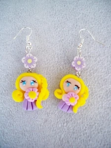 ORECCHINI PENDENTE CIONDOLO IN FIMO FATTO A MANO RAPUNZEL - Picture 1 of 1