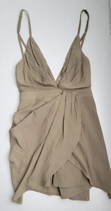 LUXXEL Green Olive Overlay Romper Crepe Straps Zip size S - Picture 1 of 11