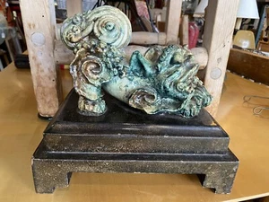 Antica statua ceramica cinese vintage tetto tegola di foo fu cane leone - Foto 1 di 14
