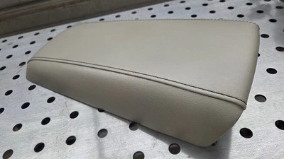 Оригинальная крышка верхнего подлокотника для центральной консоли Ford Edge 2011-2014 годов выпуска  - Изображение 1 из 4