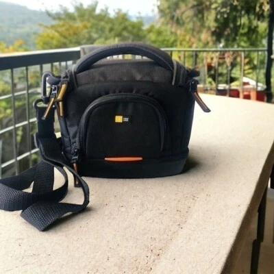 Logic Camcorder Kit Bag Black Compact Camera Case Travel Padded 8x4x7 Excellent - Image 1 of 4