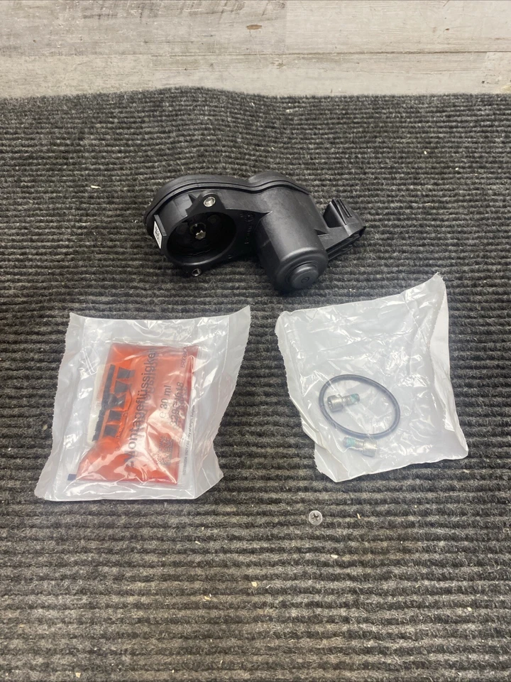 Actuador Ford JL3Z-2B712-A original 2015-2023 F-150 Foto 1 de 4