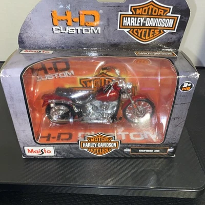 Maisto Harley Davidson 1984 FXST Softail Diecast 1:18 Series 35 Motorcycle NEW  - Image 1 of 4