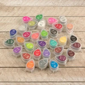 Almohadillas de tinta pigmento Couture Creations tarjeta Deco Essentials - elige entre 32 colores - Imagen 1 de 33