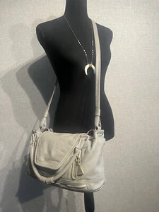 See By Chloe Light Gray Soft Leather Shoulder Handbag lined lots of pockets - Picture 1 of 13