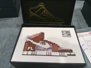 Rare Netmagnetism Kickbrick Nike Dunk Hi F.L.O.M Brand New Series 7 - Picture 1 of 2