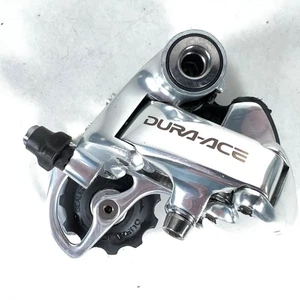 Deragliatore posteriore Shimano Dura-Ace RD-7700 bici da strada 9 velocità gabbia corta argento - Foto 1 di 7