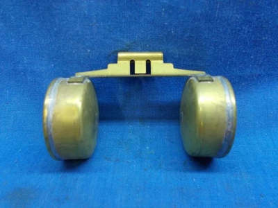 Kawasaki 16031-010. Carburador flotador OEM. Se adapta a múltiples aplicaciones Kawasaki. Foto 1 de 4