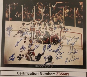 MIRACLE ON ICE 1980 U.S. OLYMPIC HOCKEY TEAM (20) AUTOGRAPHS 16" x 20" PHOTO JSA - Picture 1 of 4
