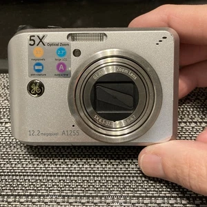 GE (A1255) SILVER 2.7" Screen 12.2 MP Point & Shoot Digital Camera TESTED - Picture 1 of 18