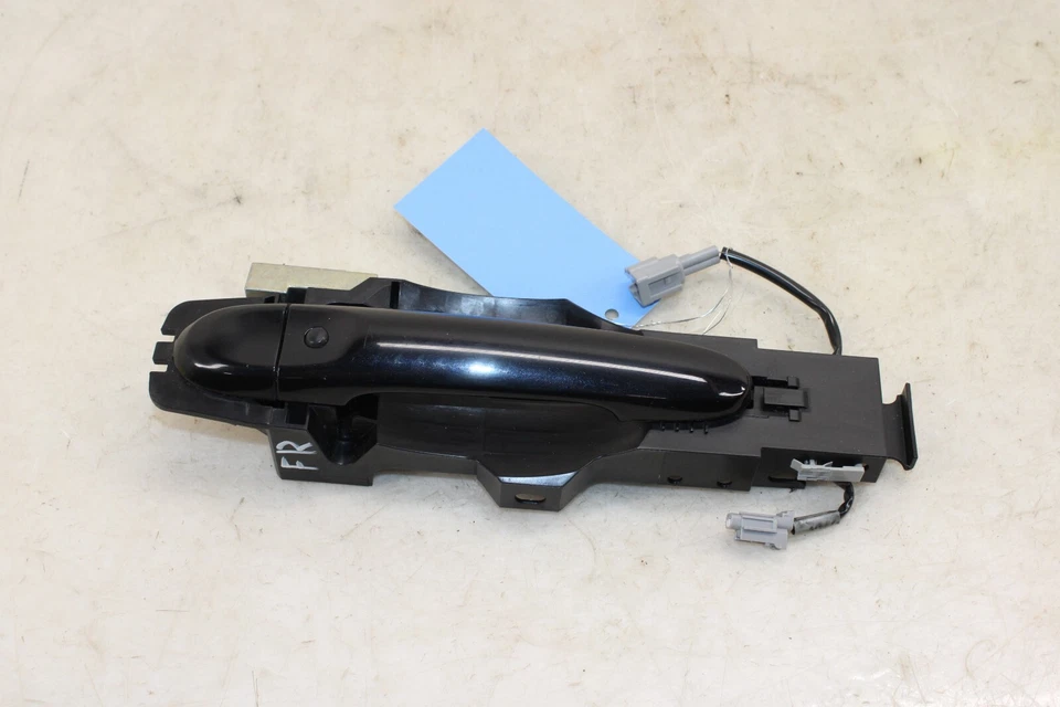 Manija de puerta exterior delantera derecha Nissan Juke 2011-2014 OEM JC13 Foto 1 de 4