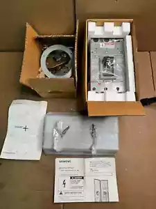 NEW! SIEMENS FXD63A150 ,CIRCUIT BREAKER,3P/150A/600V, w/ROTARY HANDLE 46RH-1 ! - Picture 1 of 13