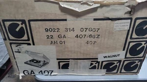 Tocadiscos Philips GA 407 de nogal en caja original de colección NOS 45/33 discos - Imagen 1 de 5