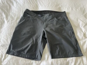 Kuhl | Mens SZ 38 | Gray Renegade Nylon Shorts Cargo Pockets Breathable - Picture 1 of 8