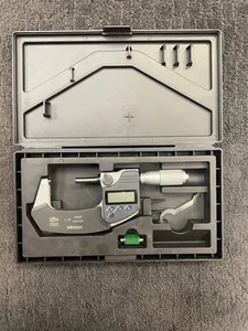 MITUTOYO 293-345 1-2" IP65 .0005" GRAD DIGITAL MICROMETER - Picture 1 of 6