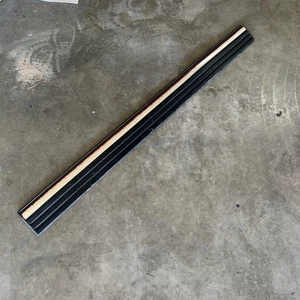 99-02 Chevy Silverado 1500 Extended Can Passenger Right Front Door Moulding OEM - Picture 1 of 11