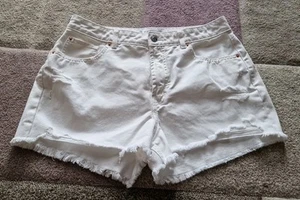 Denim Co White Denim Distressed Look Shorts Size 14 - Picture 1 of 3