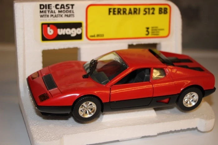 bburago 1:24-ferrari 512BB - Immagine 1 di 4
