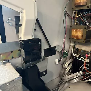 ROWE AMI CD JUKEBOX CD100K COIN MECHANISM, COIN SHOOT & FEED ASSEMBLY - Picture 1 of 6