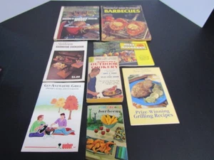 8 Vintage Barbecue & Grilling Cookbooks ~ Outdoor Cookery by James Beard (1960) - Foto 1 di 10