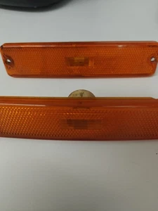 1995 Jeep Wrangler YJ Side Signal Lights Pair Orange - Picture 1 of 9