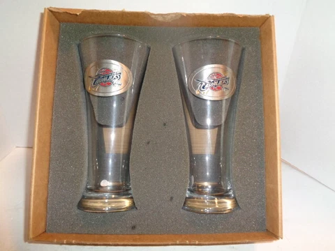Vintage Cleveland Cavaliers Pilsner Beer Glasses, Lot Of 2, New In Box Cover