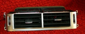 2014 - 2017 Range Land Rover Supercharged L494 CENTER DASH AIRVENTS DK62-01820-A - Bild 1 von 9