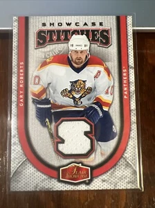 Gary Roberts 2006 Flair Showcase Showcase Stitches Jersey Relic #SS-GR Panthers - Picture 1 of 6