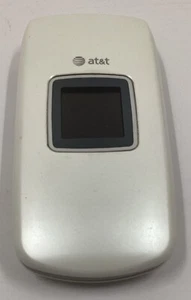 Pantech Breeze C520 AT&T/GSM Cellular Flip Phone With Charger NOT TESTED CLEAN!! - Picture 1 of 4