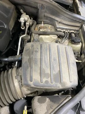 Purificador de aire Jeep Grand Cherokee 11 12 13 14 15 16 17 18 19 20 21 22 Foto 1 de 3