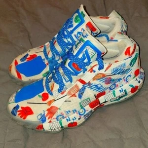 Adidas dame 6 basketball shoes 5.5 - Bild 1 von 3