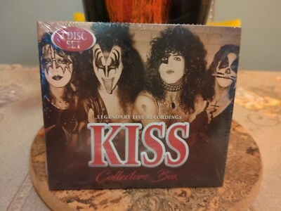 KISS - COLLECTORS BOX  3 CD NEW SEALED. FREE POST  - Image 1 of 2