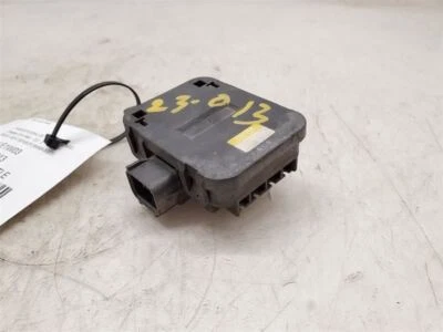 Lexus LS430, Chassis SMOG Vent Sensor Control Moudle, 2001-2004, 88898-50020 Foto 1 de 4