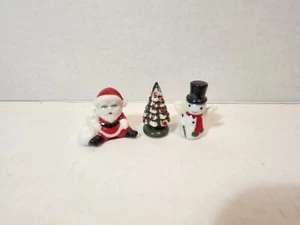 Vintage Santa & Christmas Tree Miniature Bone Snow Man Bug House Made in Japan - Picture 1 of 6